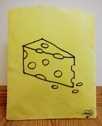 Picture of Maki's handbemaltes Bienenwachs-Sackerl ohne Kordel (ca. 25x21 cm)