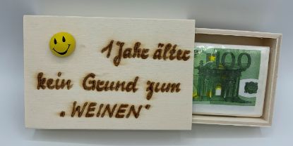 Picture of Holzkassette "1 Jahr älter"