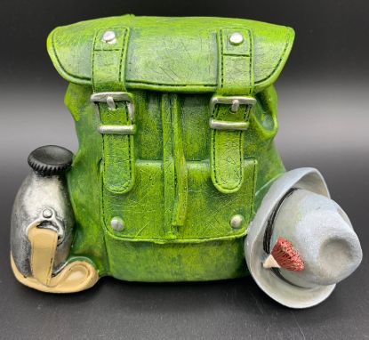 Zeige Details für Sparkasse Rucksack grün m. Feldflasche und Hut Bild von Sparkasse Rucksack grün m. Feldflasche und Hut