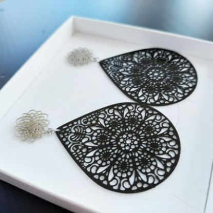 Zeige Details für Ornament-Ohrringe - schwarz Bild von Ornament-Ohrringe - schwarz