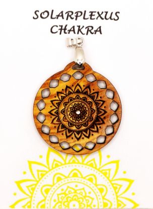 Zeige Details für Solarplexus Chakra- Anhänger / Mut zur Veränderung & Neuorientierung Bild von Solarplexus Chakra- Anhänger / Mut zur Veränderung & Neuorientierung