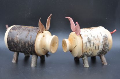 Picture of "Josef & Josefine" Sparschweine aus Holz