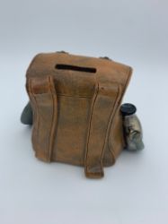 Picture of Sparkasse Rucksack braun m. Feldflasche und Hut
