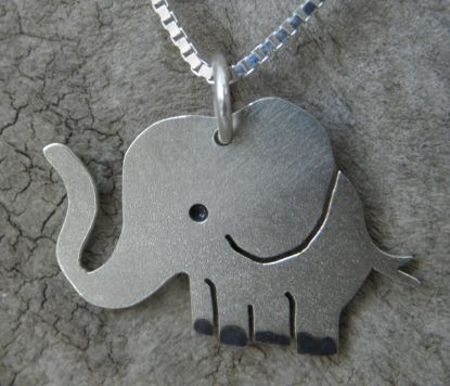 Bild von Ketten-Anhänger Elefant Silber