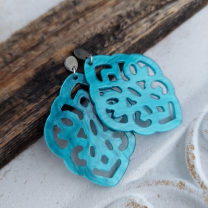 Bild von Ornament-Ohrstecker - Rhombusform aus Resin - blue atoll